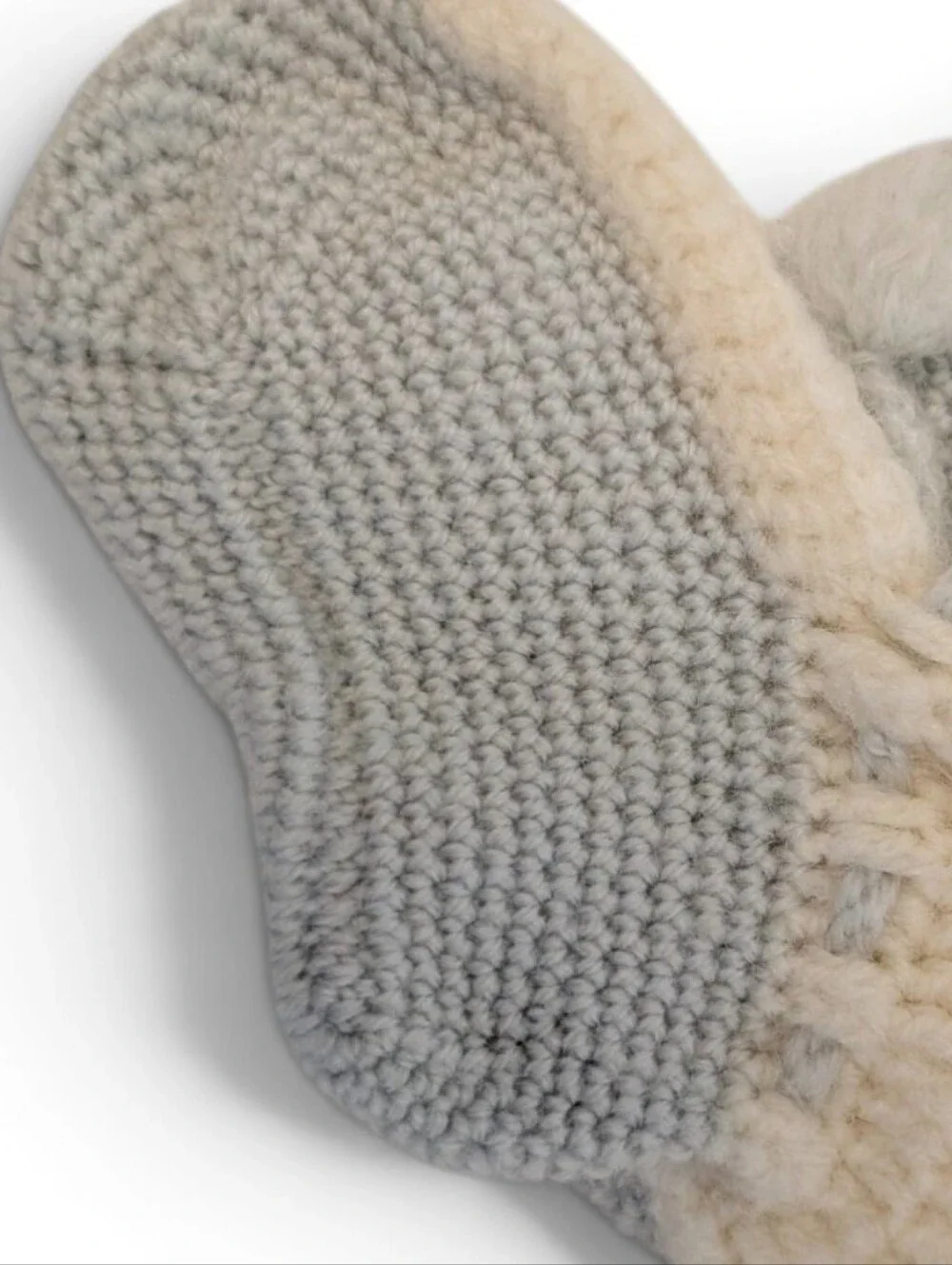 Vintage cozy cream